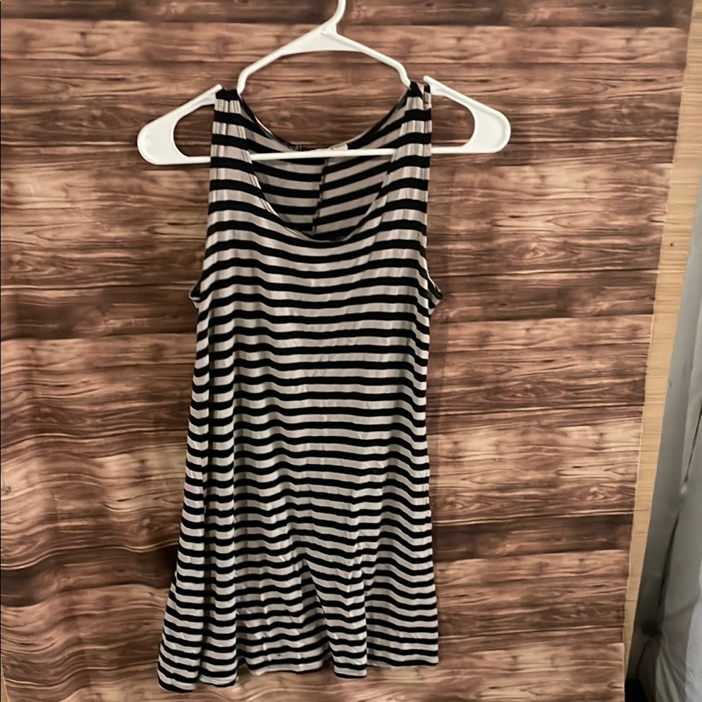 Relaxed Black and Gray Striped Tank Top with Rounded Neckline